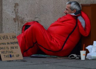 Zimą pamiętajmy o bezdomnych!