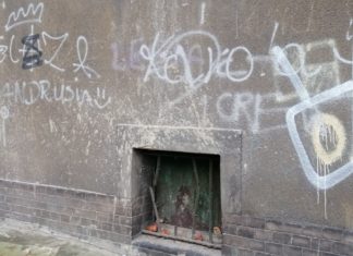 Widziałeś bazgroły na miejskich budynkach? Daj znać ZOMM-owi