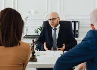 Skorzystaj z darmowej pomocy prawnej, poradnictwa obywatelskiego lub mediacji