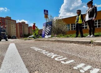Bezpieczniej na przejściach przy SP13