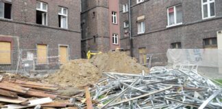 Trwają prace przy Bytomskiej 27a. Budynek przejdzie ogromną metamorfozę.