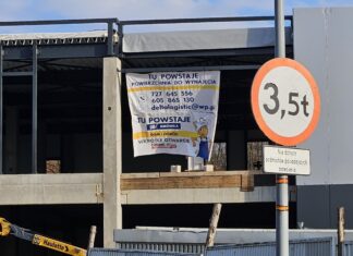 Powstaje market budowlany Mrówka przy ul. Huta Rozalii