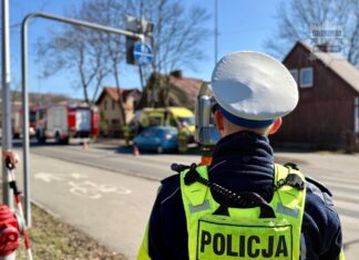 Potrącenie na przejściu przy ul. Dzierżonia. 45-latek trafił do szpitala