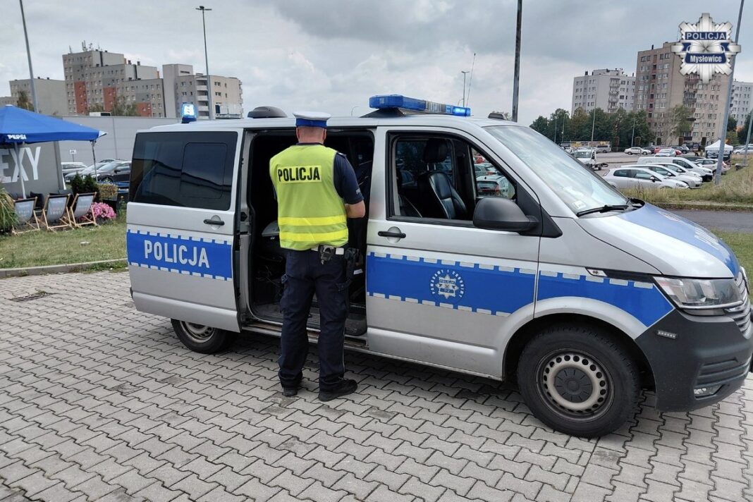 51-955736